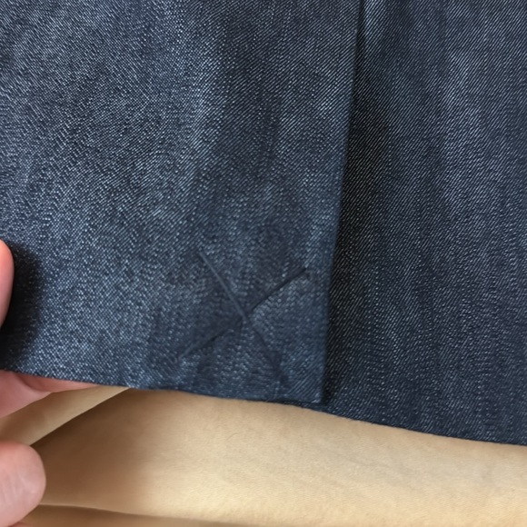 Classic Halogen Denim Pencil Skirt - Picture 5 of 7